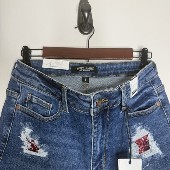 Judy Blue High Waist Distressed Red Bandana Denim Jean Shorts Women’s Large NWT - Picture 7 of 8